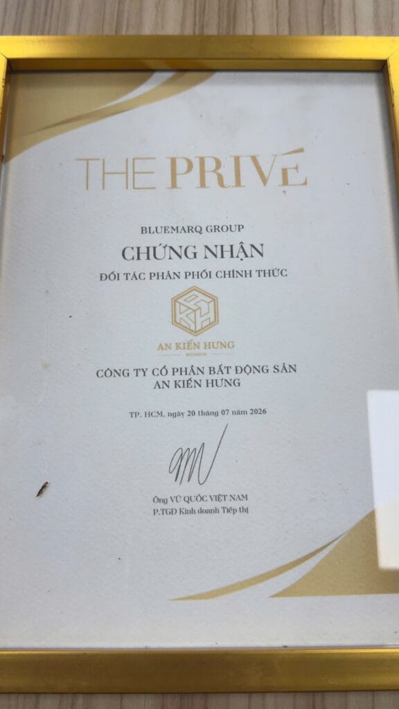 An Kiến Hưng là Đại lý phân phối chính thức của The Privé