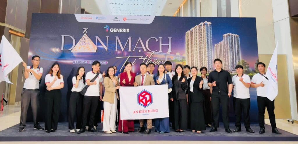 Đội Ngũ An Kiến Hưng tại sự kiện Kickoff TT Genesis