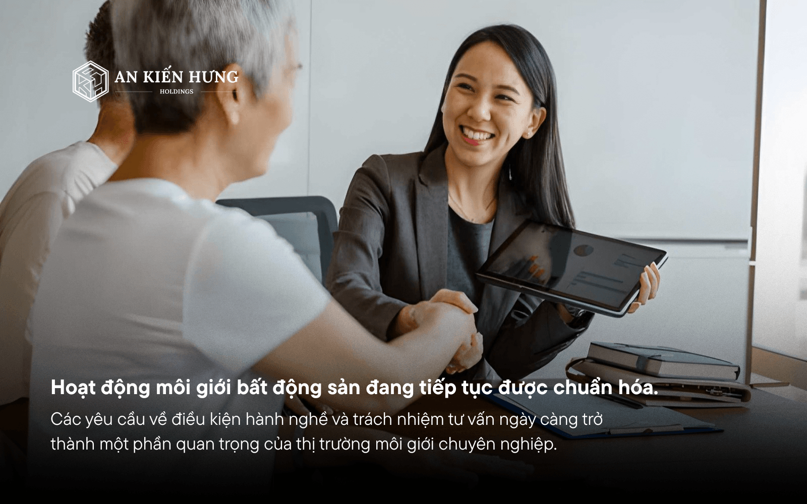 Môi giới bất động sản và xu hướng chuẩn hóa hoạt động hành nghề