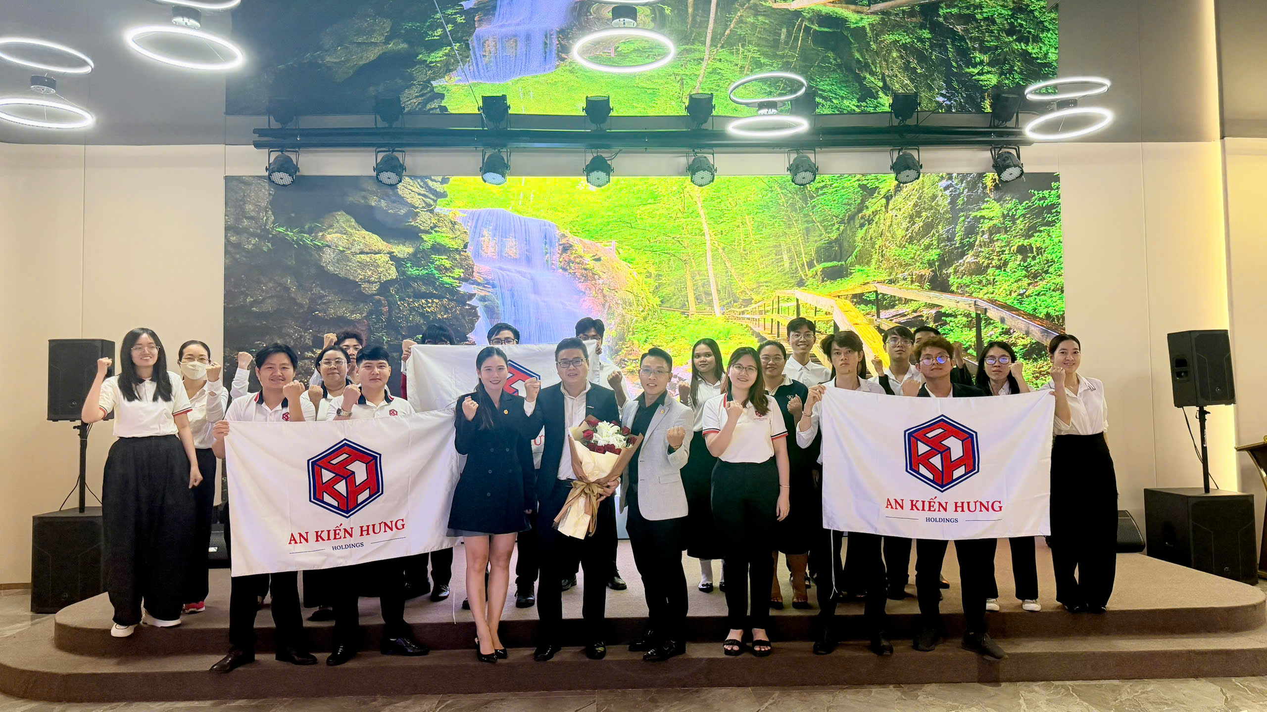 Hình ảnh sự kiện An Kiến Hưng tại The Prive